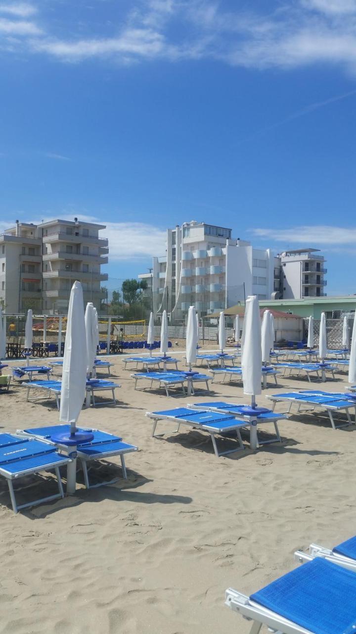 Hotel Marco Lido Di Savio Exterior photo
